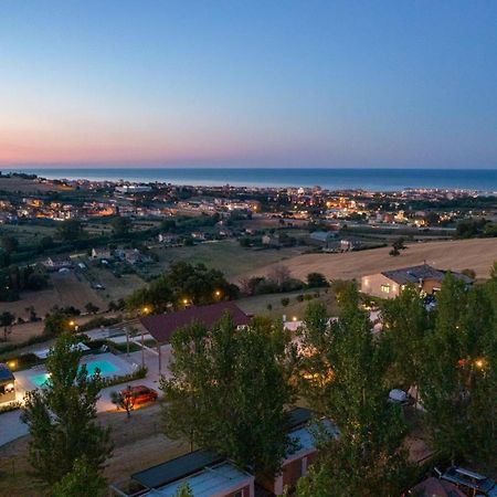 Agricampeggio Abbruzzetti Marina Palmense Bagian luar foto