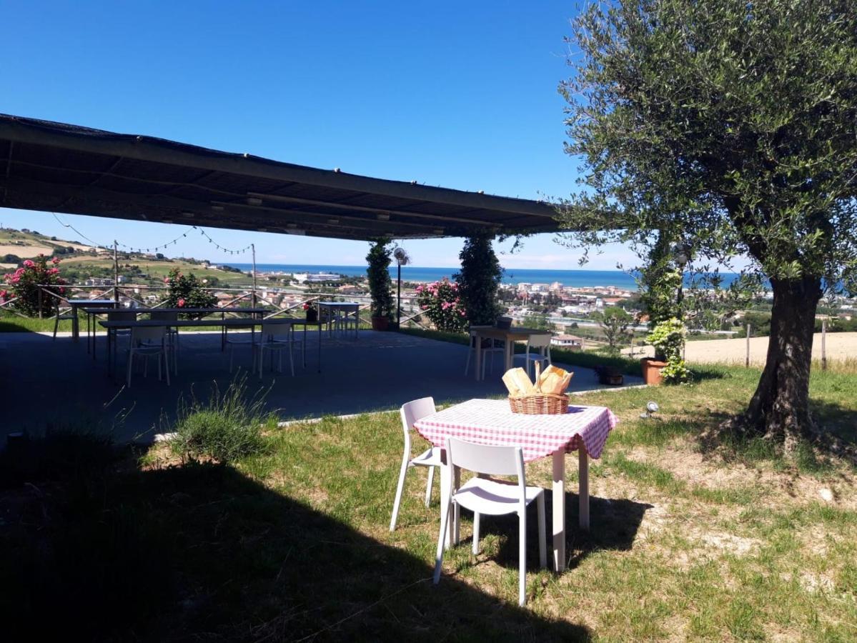 Agricampeggio Abbruzzetti Marina Palmense Bagian luar foto