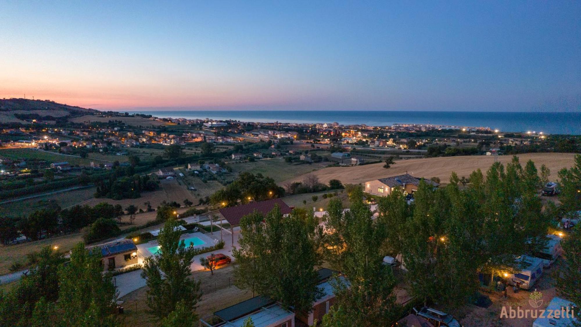 Agricampeggio Abbruzzetti Marina Palmense Bagian luar foto